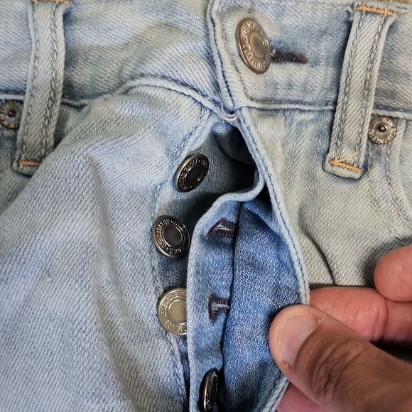 American Eagle high rise denim shorts - Picture 6 of 9